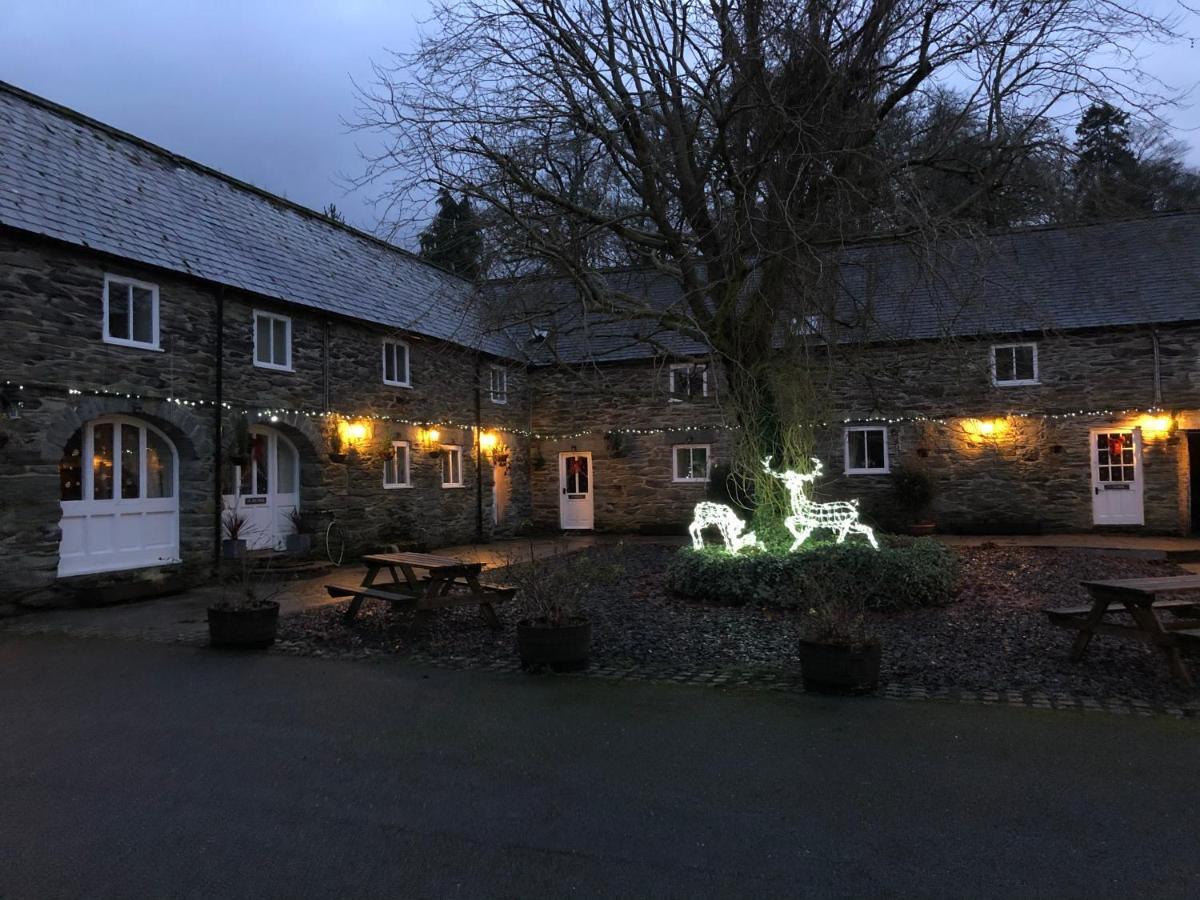 Bryn Melyn Farm Cottages Bala Esterno foto
